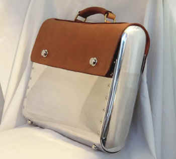 レザーブリーフケースPropeller(プロペラ) TB35